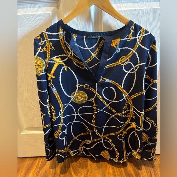 Ladies blouse - Picture 1 of 1